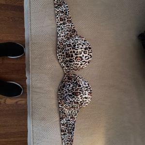 Victoria Secret 34B Strapless Bra